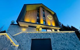 Rezident Boutique Hotel